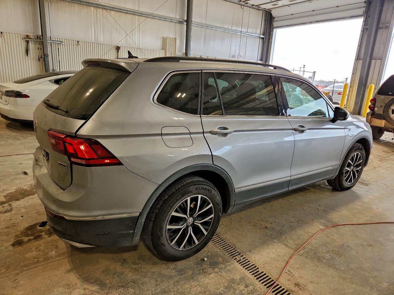 2021 VOLKSWAGEN TIGUAN SE — снимка 3