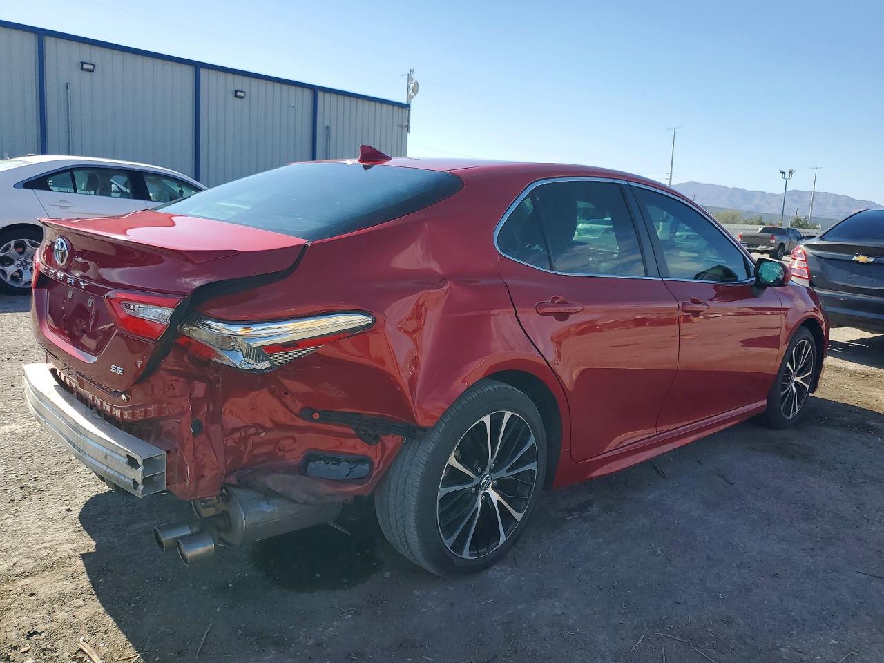 2019 TOYOTA CAMRY SE — снимка 3