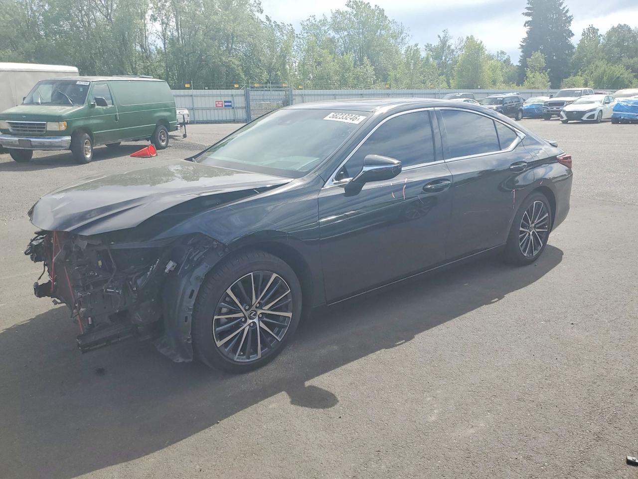 2025 LEXUS ES 300H BASE