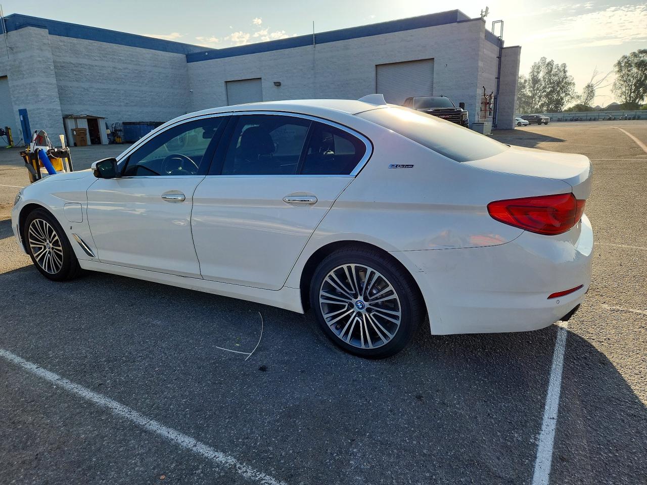 2018 BMW 530E — снимка 2