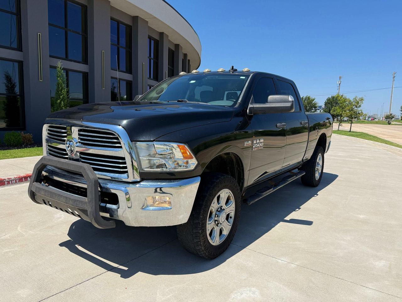 2016 RAM 2500 SLT — снимка 2