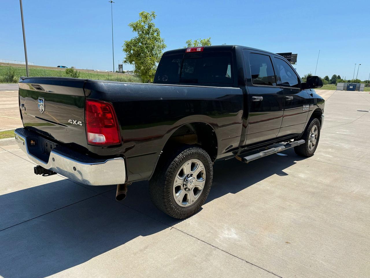 2016 RAM 2500 SLT — снимка 4