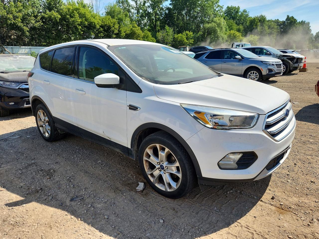 2017 FORD ESCAPE SE — снимка 4