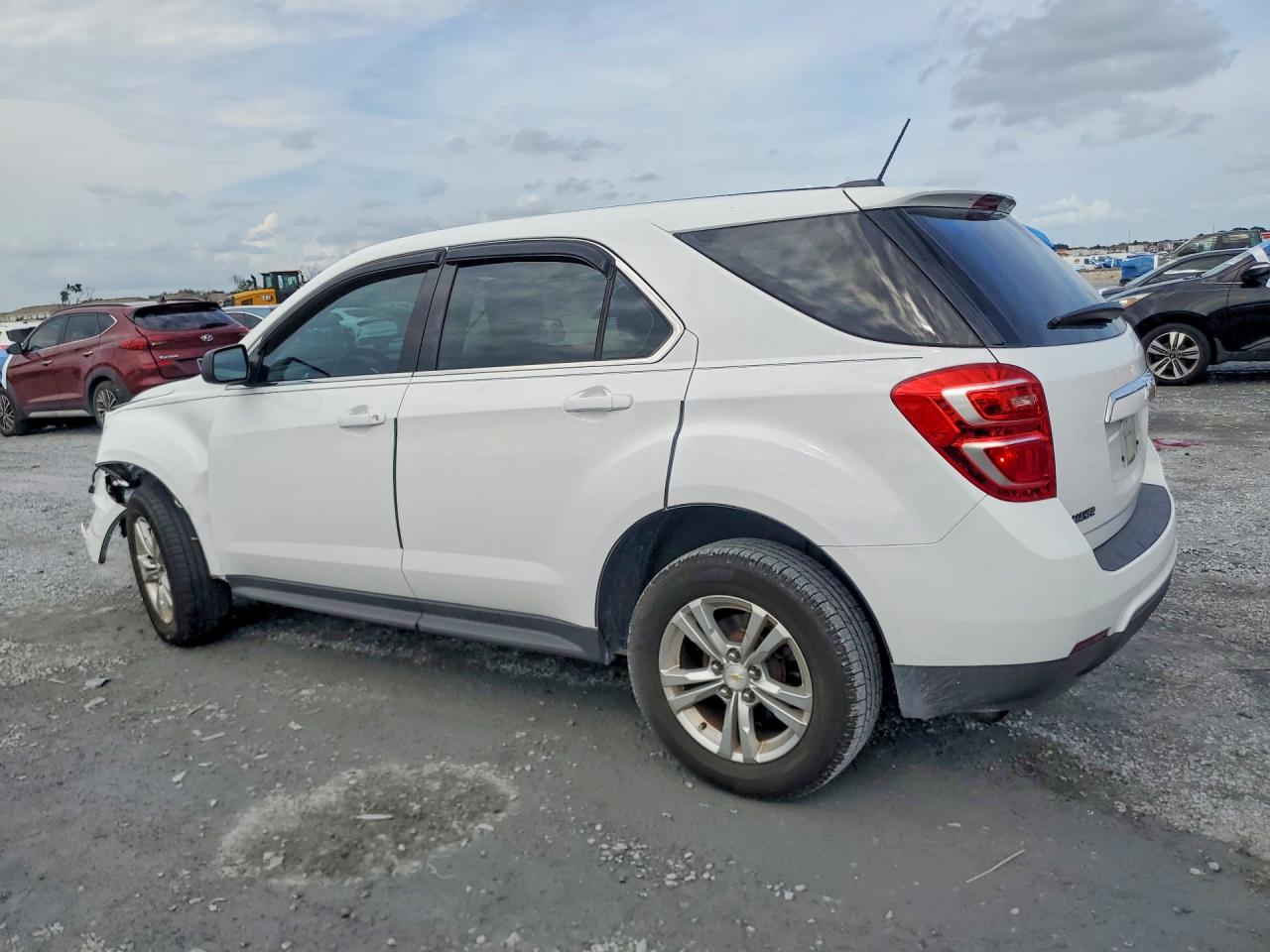 2016 CHEVROLET EQUINOX LS — снимка 2
