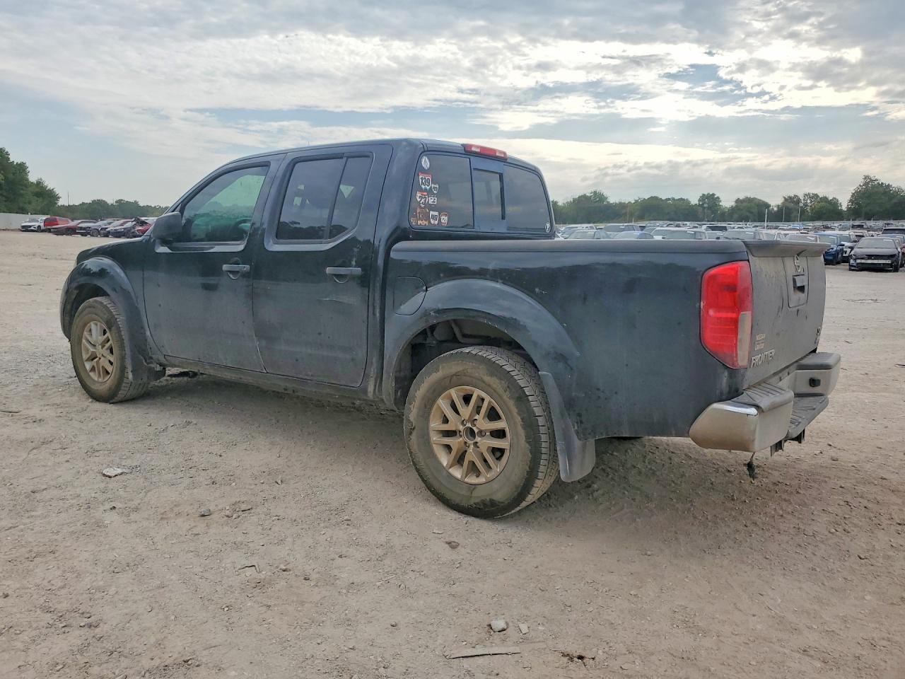 2019 NISSAN FRONTIER SV — снимка 2