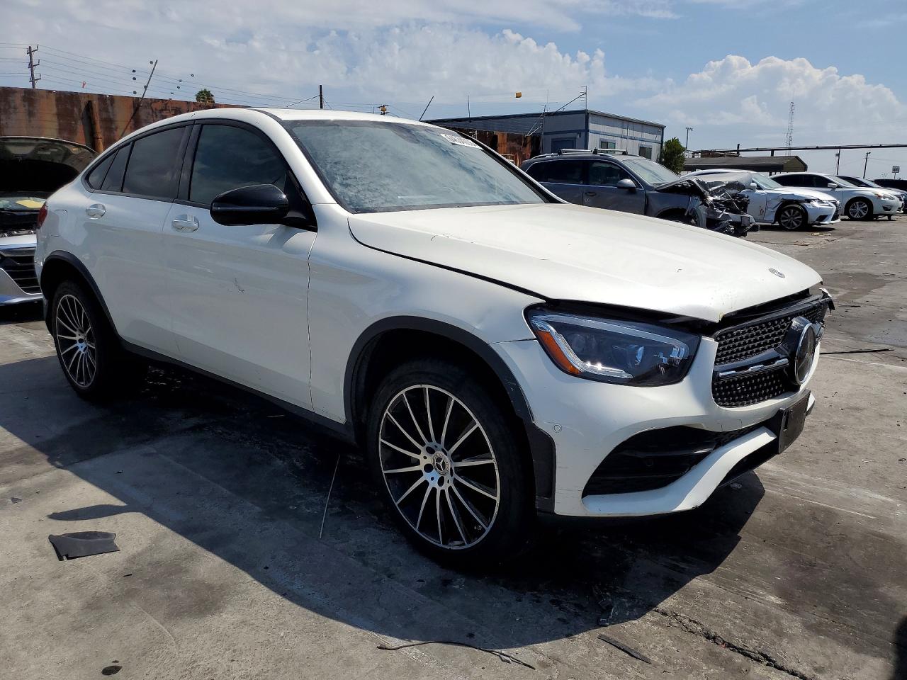 2021 MERCEDES-BENZ GLC COUPE 300 4MATIC — снимка 4