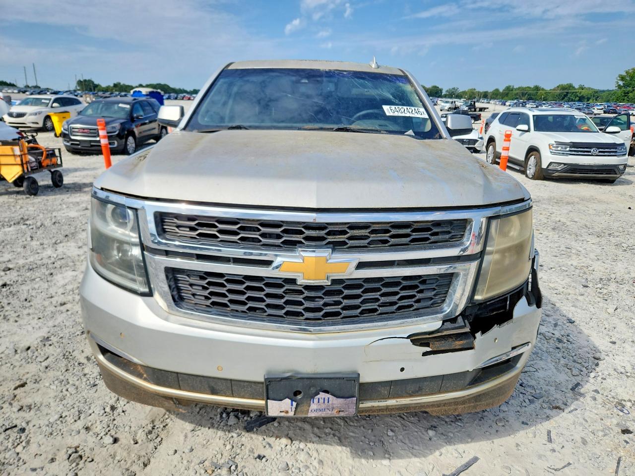 2016 CHEVROLET SUBURBAN C1500 LT — снимка 5