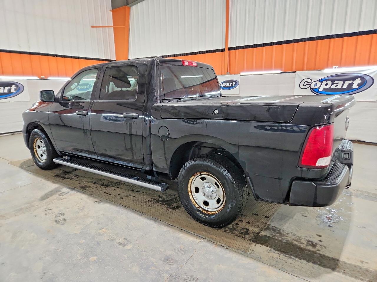 2021 RAM 1500 CLASSIC SSV — снимка 2