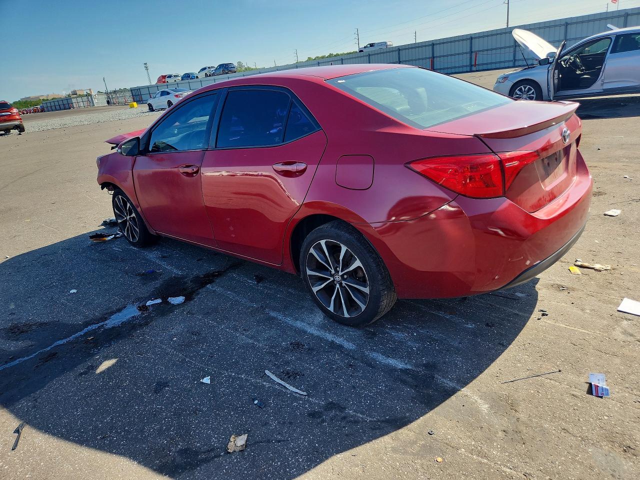 2017 TOYOTA COROLLA SE — снимка 2