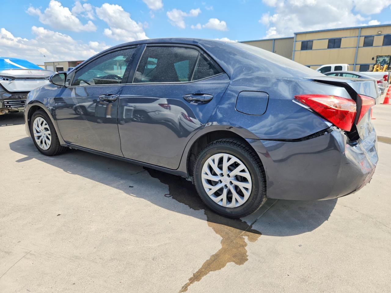 2019 TOYOTA COROLLA LE — снимка 2