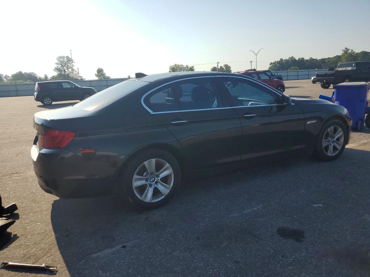 2013 BMW 528 XI — photo 3
