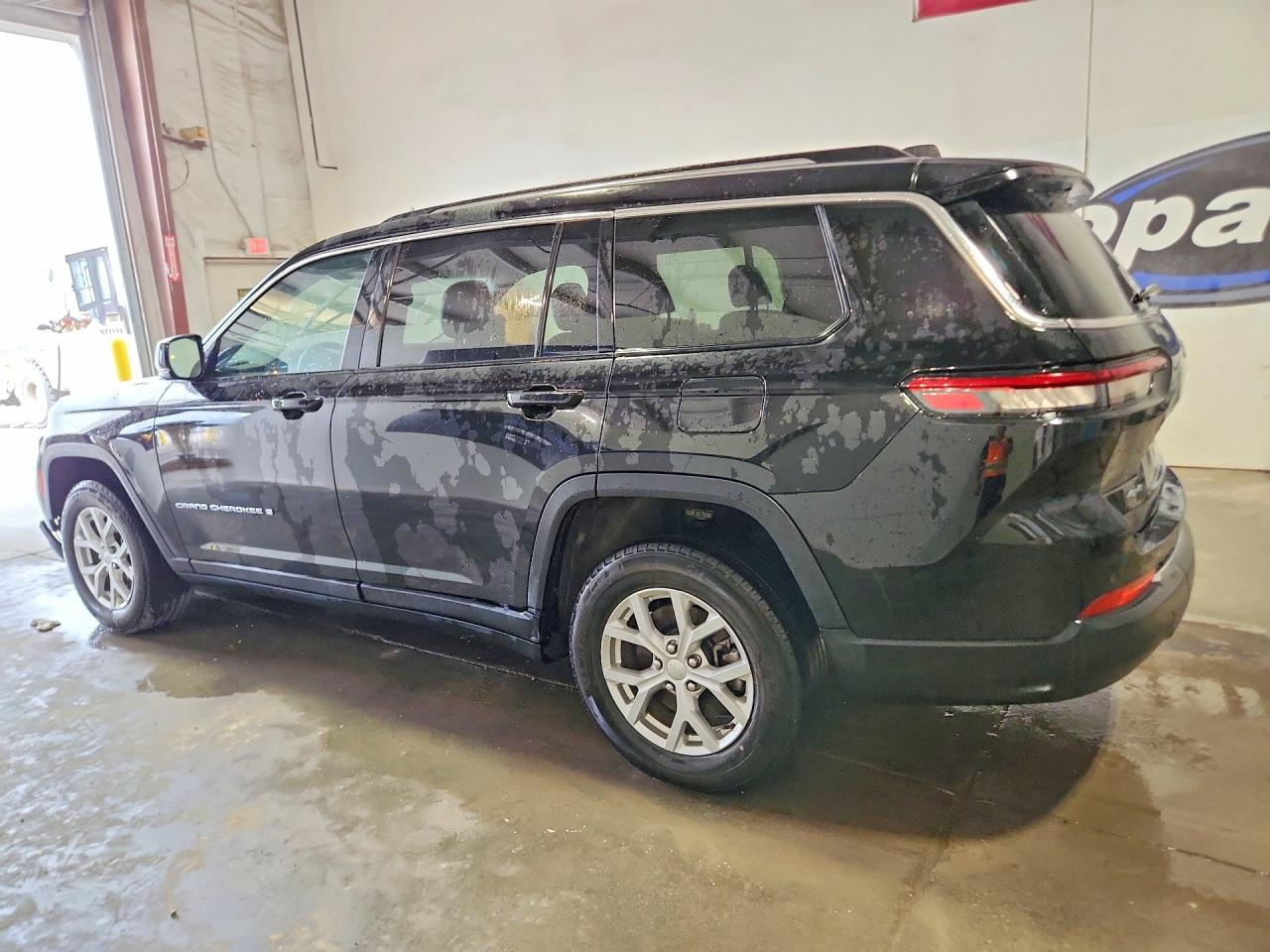 2023 JEEP GRAND CHEROKEE L LIMITED — снимка 2