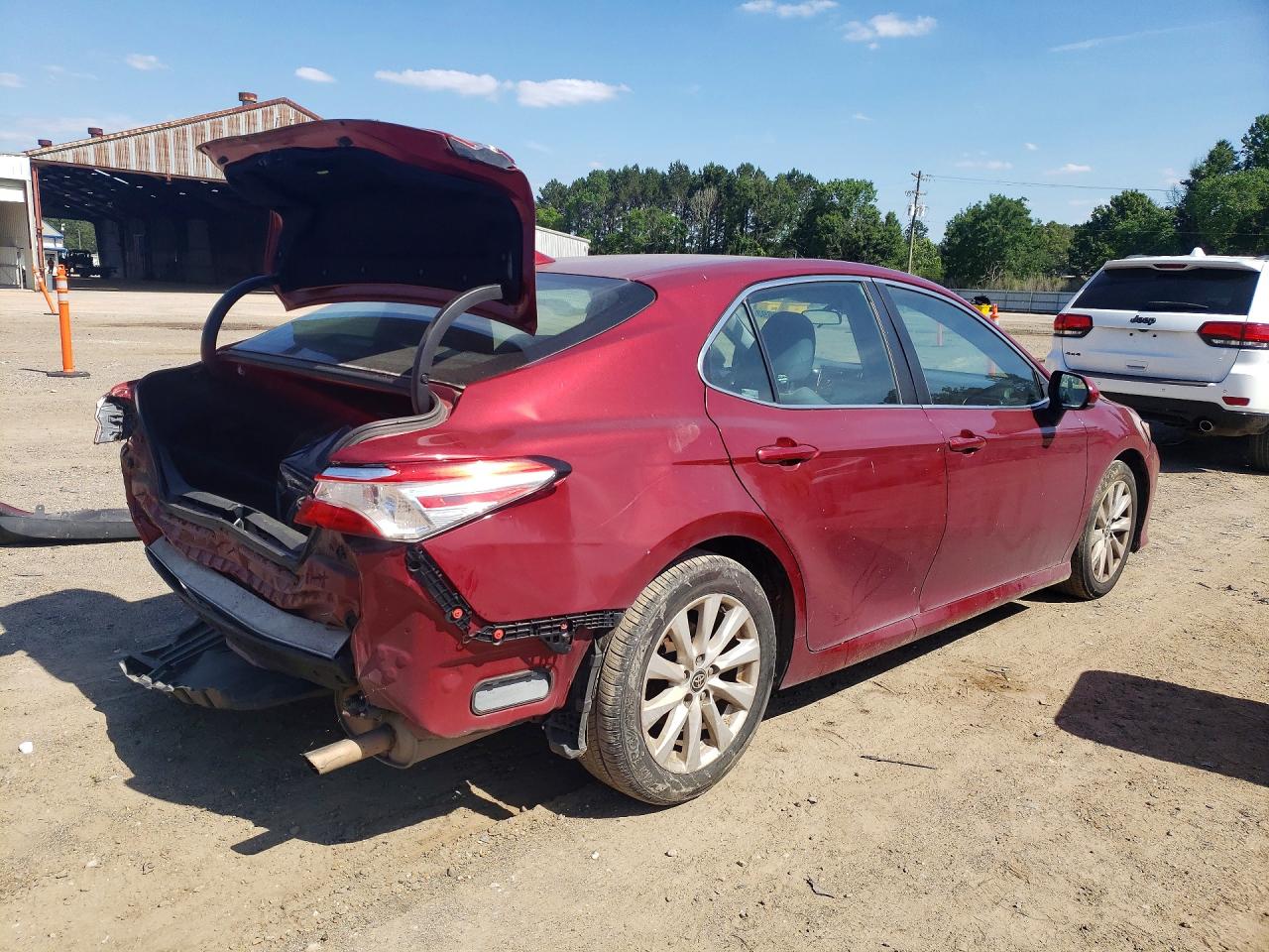 2020 TOYOTA CAMRY LE — снимка 3