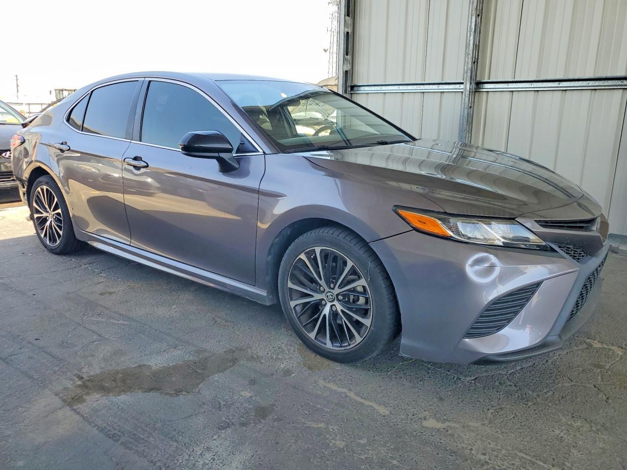2019 TOYOTA CAMRY SE — снимка 4