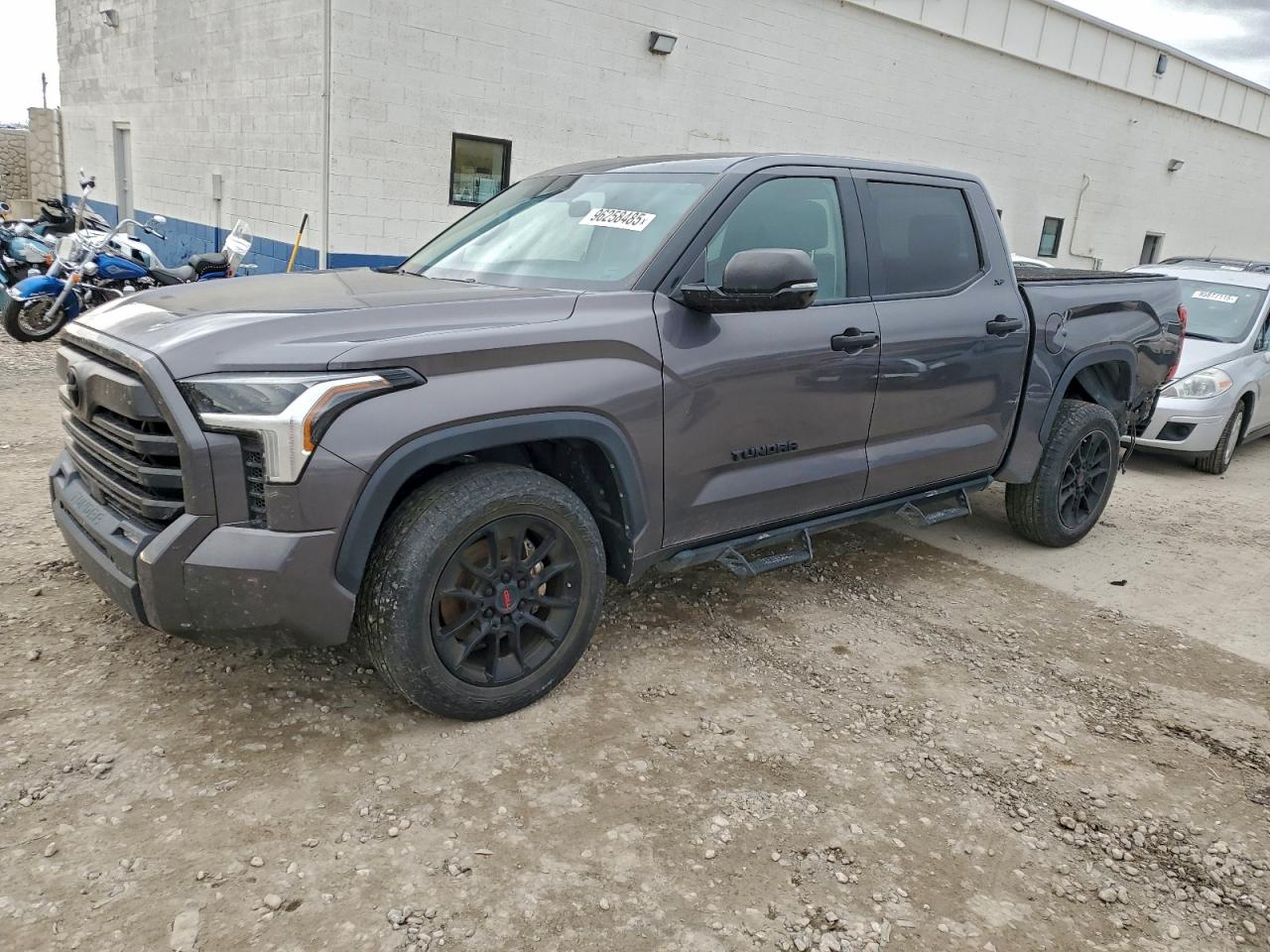 2022 TOYOTA TUNDRA CREWMAX SR