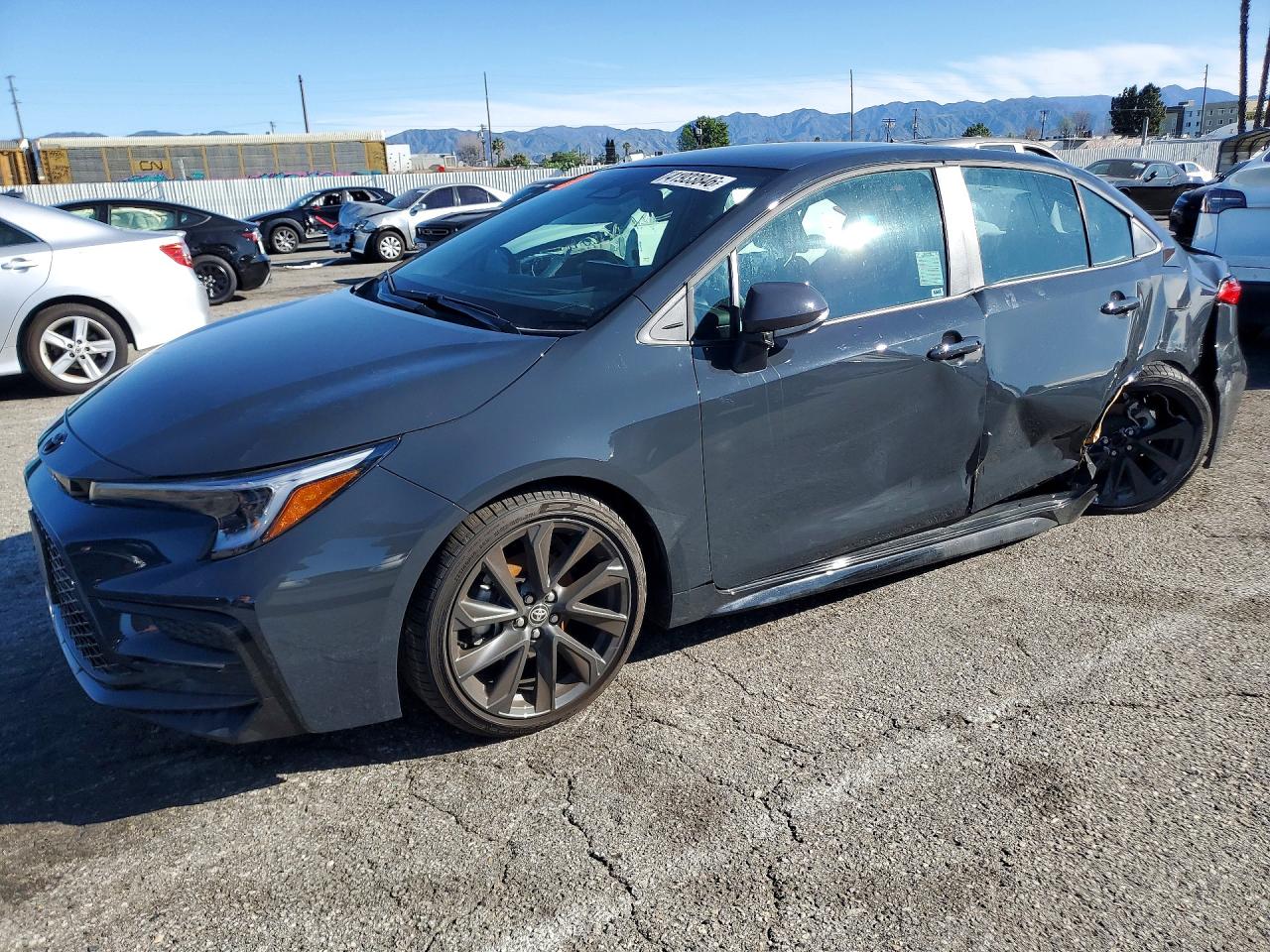 2026 TOYOTA COROLLA SE