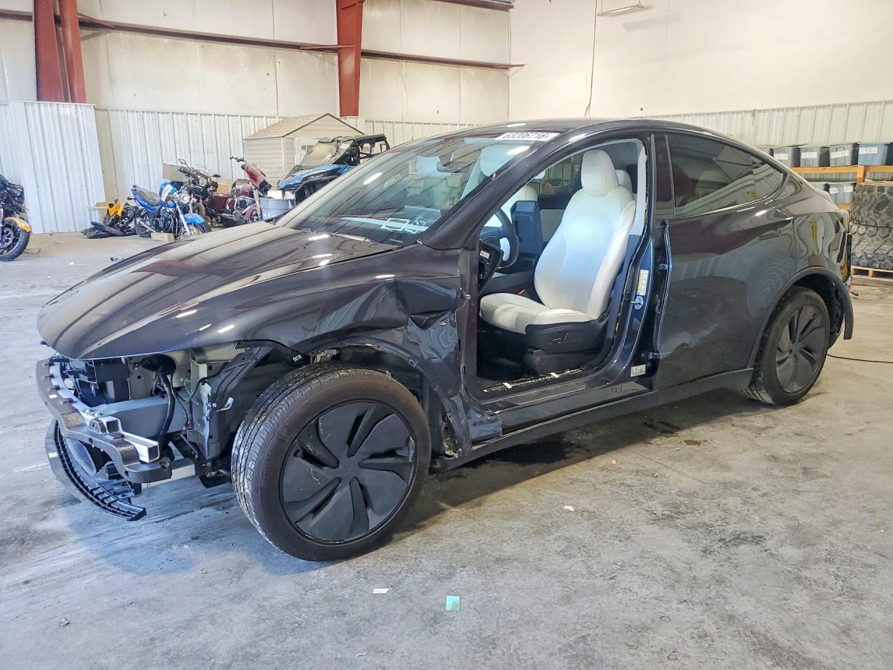 2026 TESLA MODEL Y