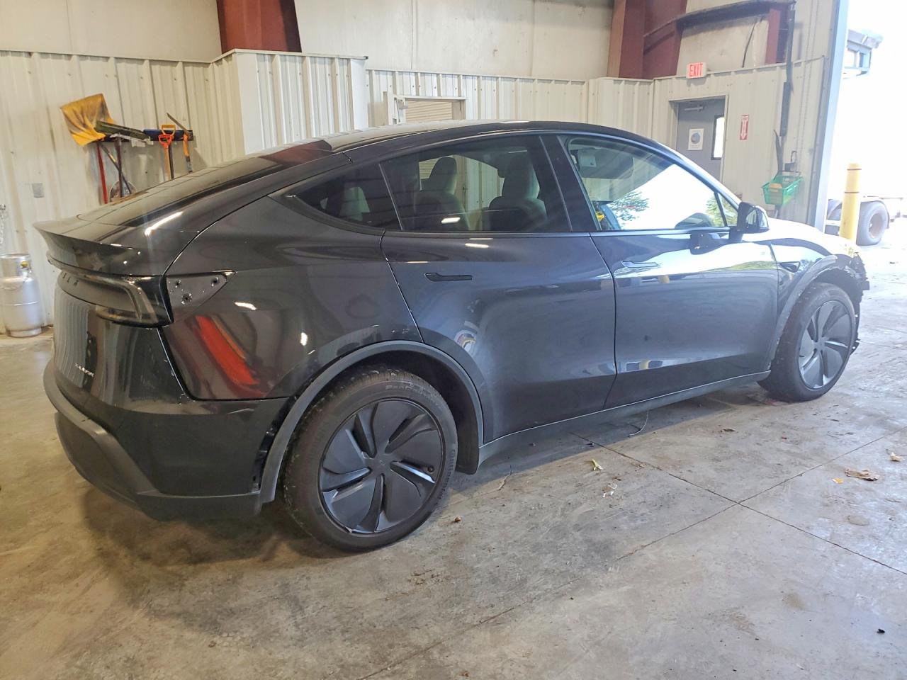 2026 TESLA MODEL Y — снимка 3