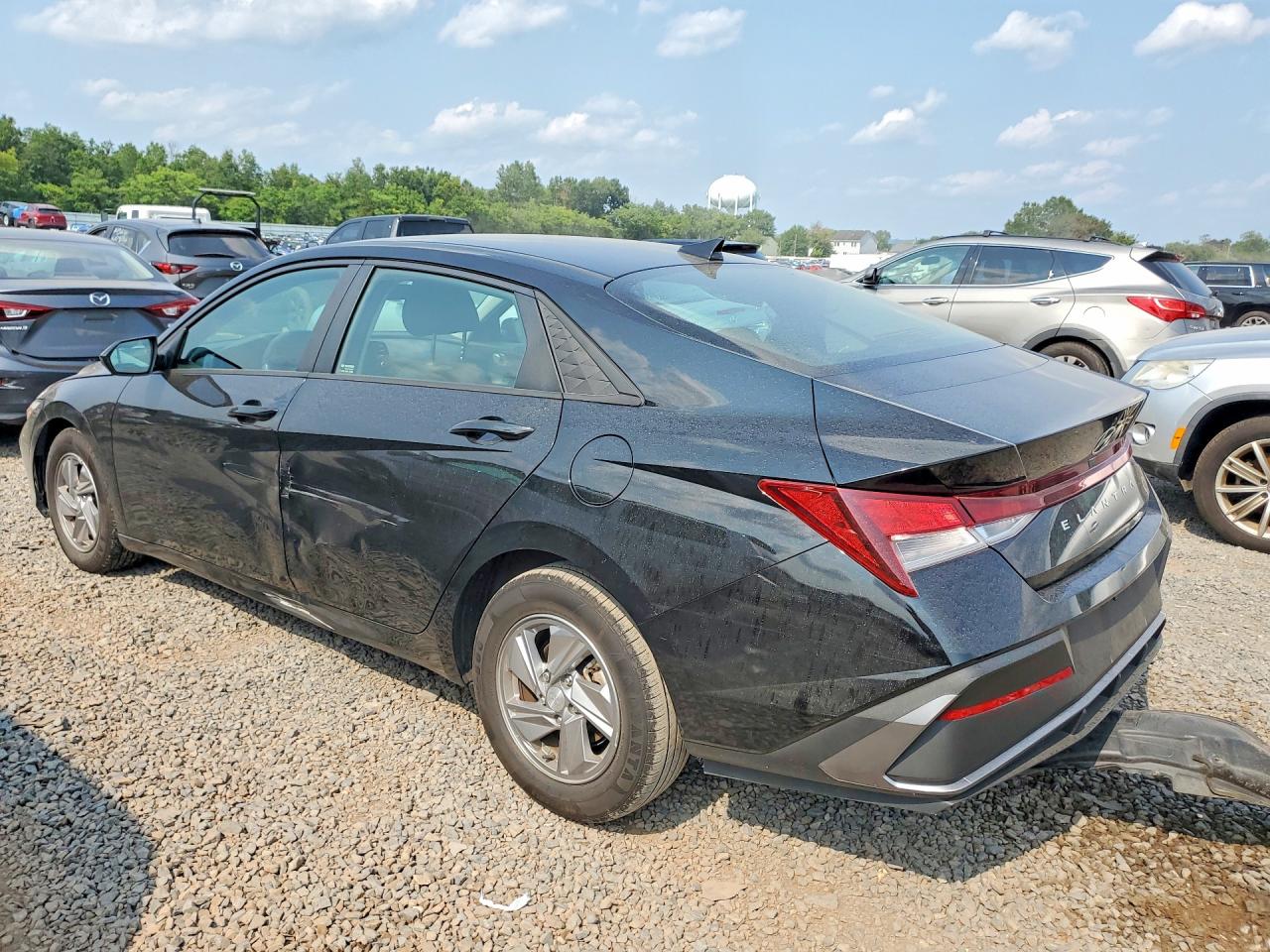 2024 HYUNDAI ELANTRA SE — снимка 2