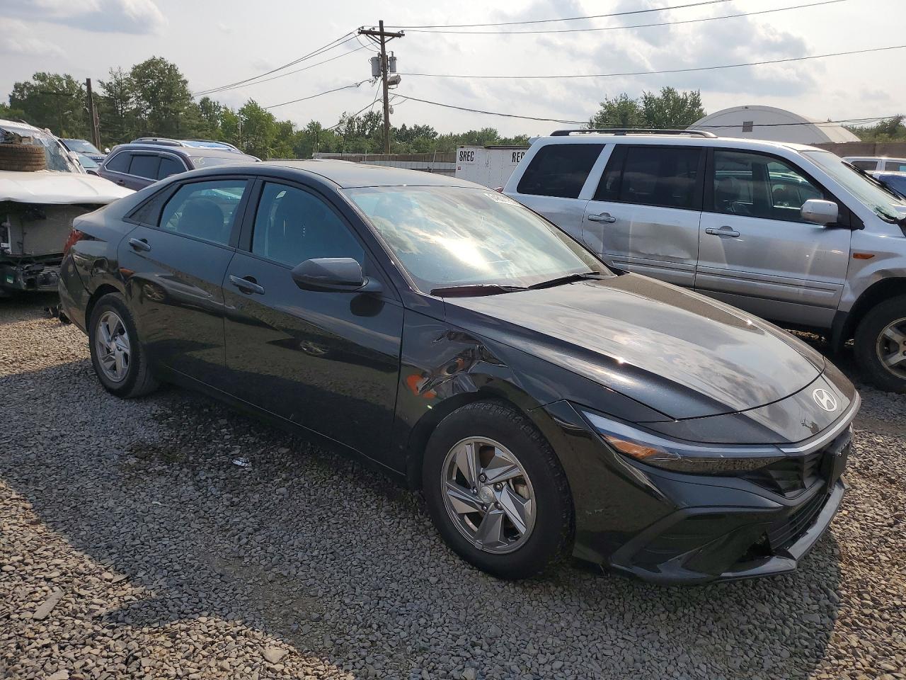2024 HYUNDAI ELANTRA SE — снимка 4