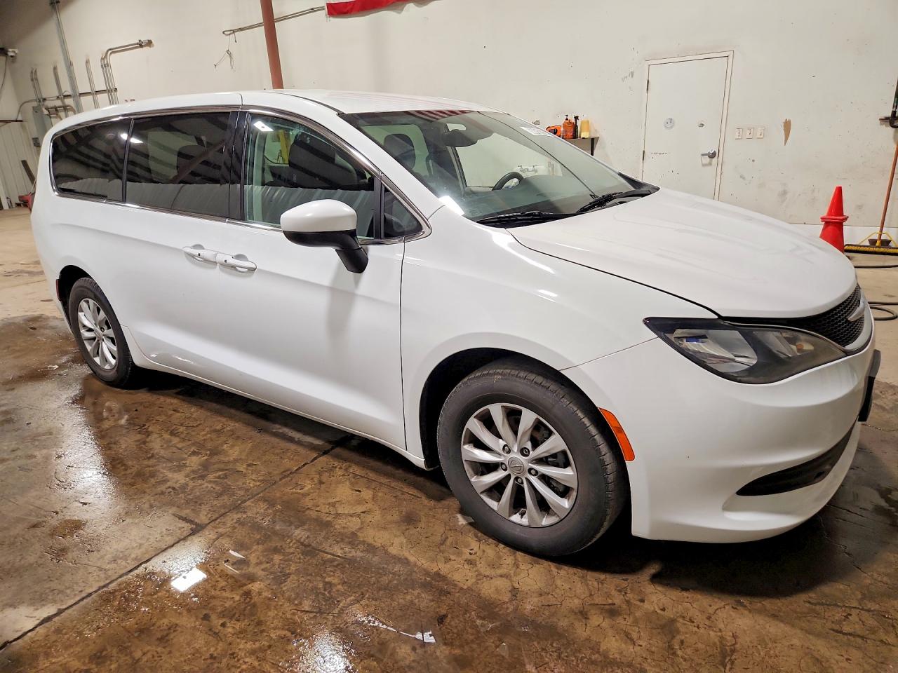 2017 CHRYSLER PACIFICA TOURING — снимка 4