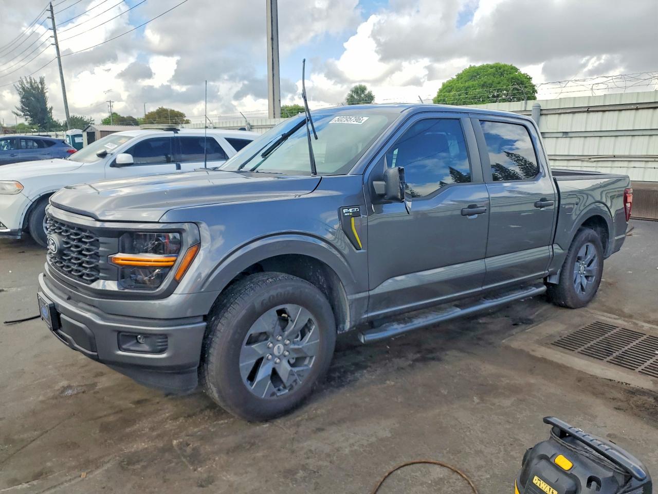 2025 FORD F150 STX
