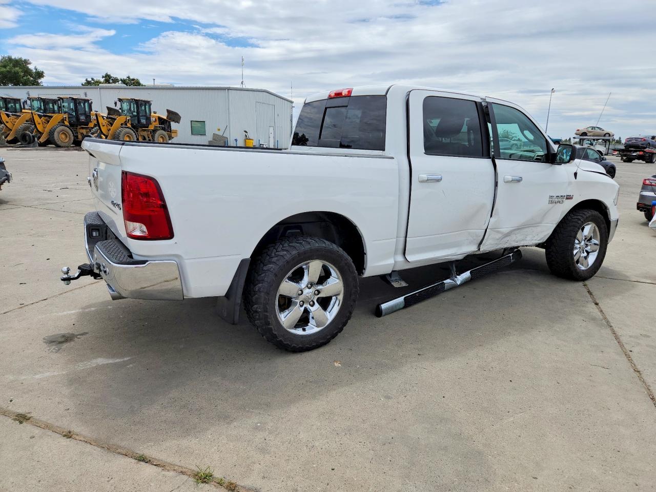 2018 RAM 1500 SLT — снимка 3