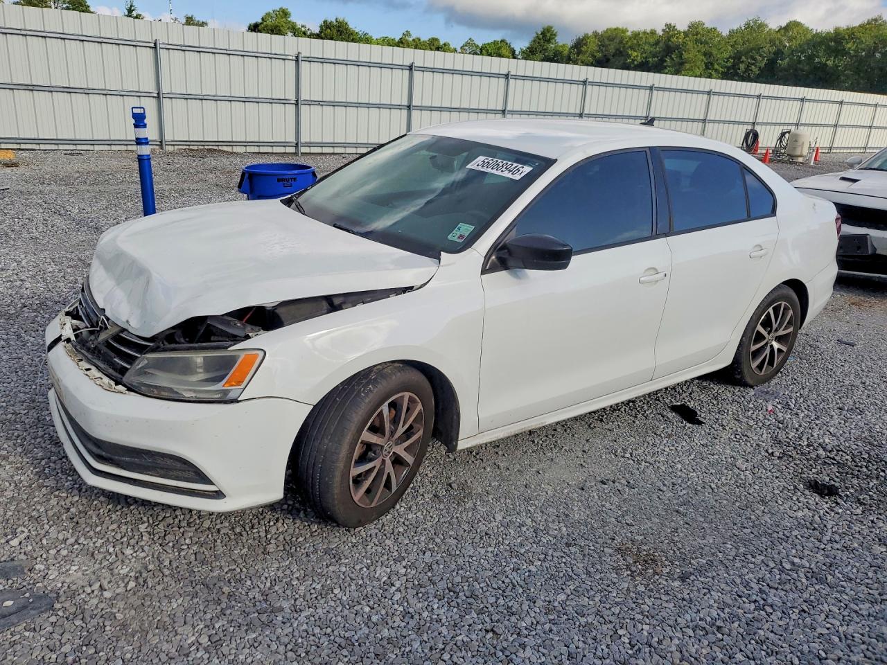 2016 VOLKSWAGEN JETTA SE