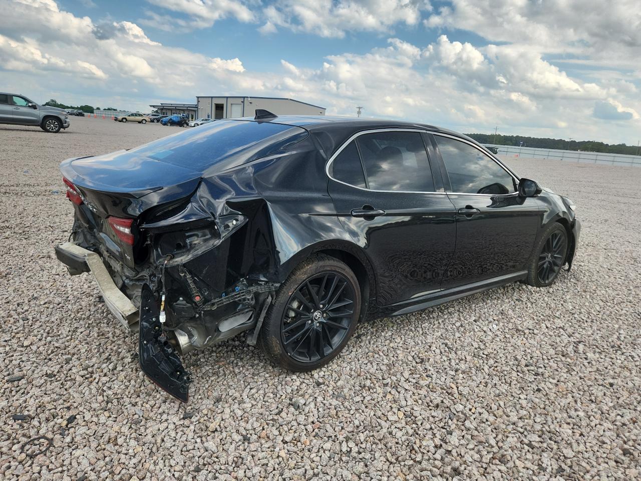 2022 TOYOTA CAMRY XSE — снимка 3