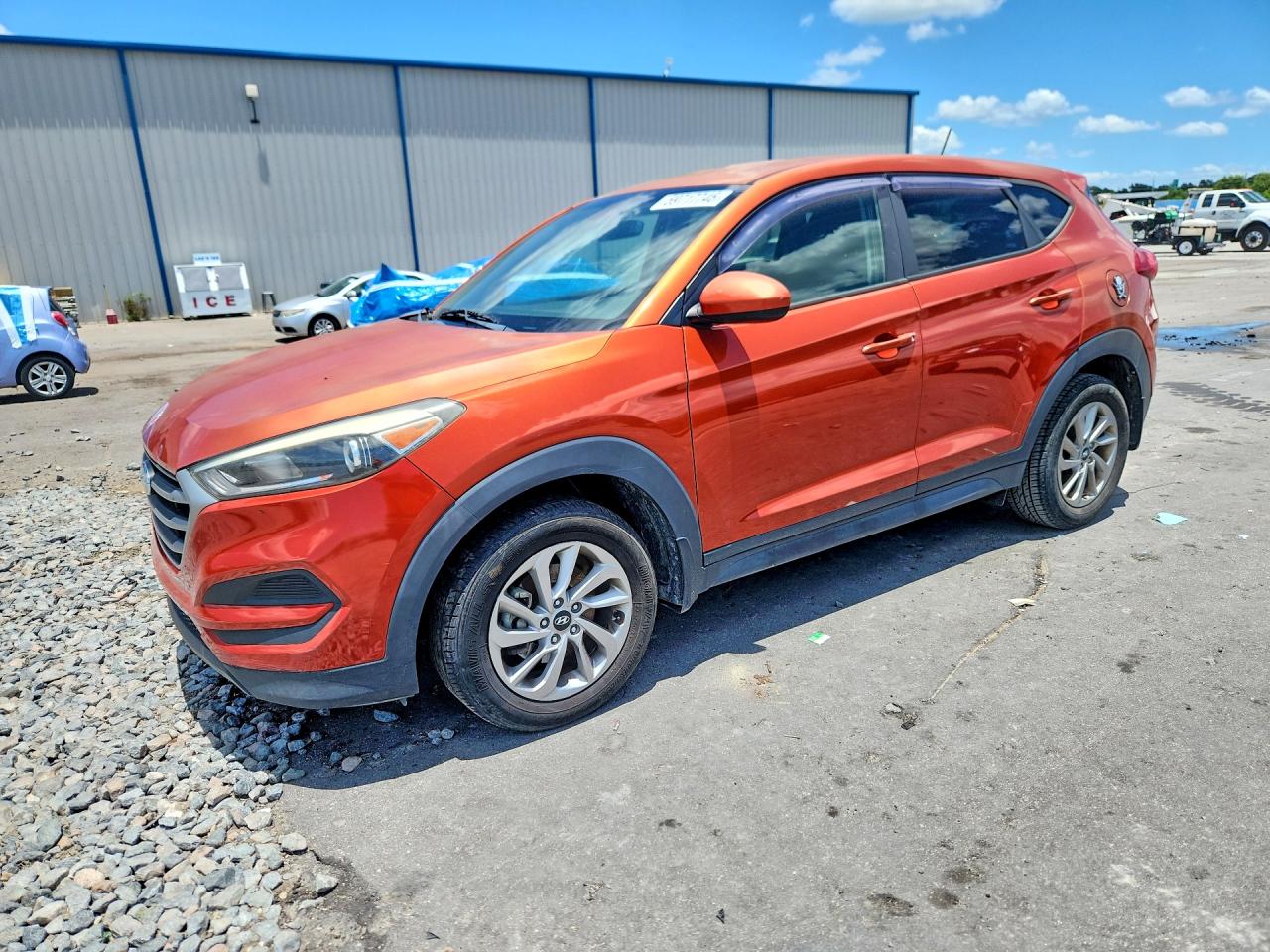 2017 HYUNDAI TUCSON SE
