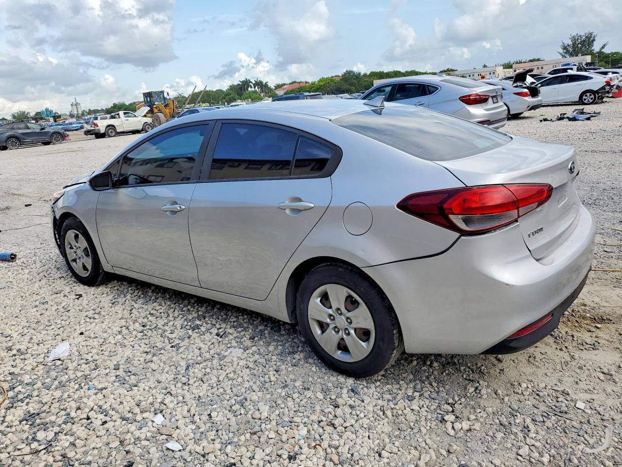 2018 KIA FORTE LX — снимка 2