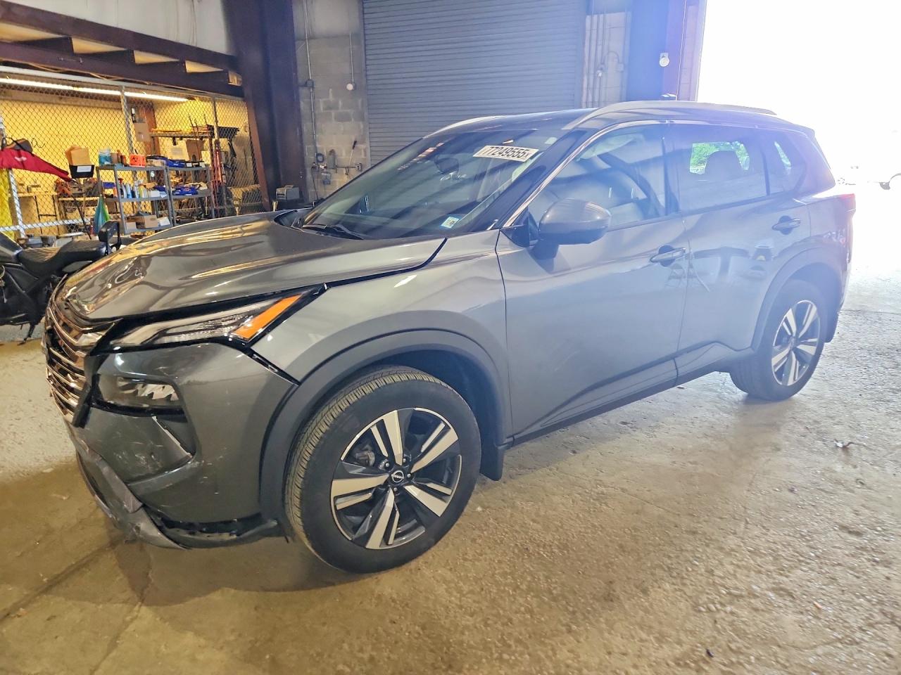 2024 NISSAN ROGUE SL