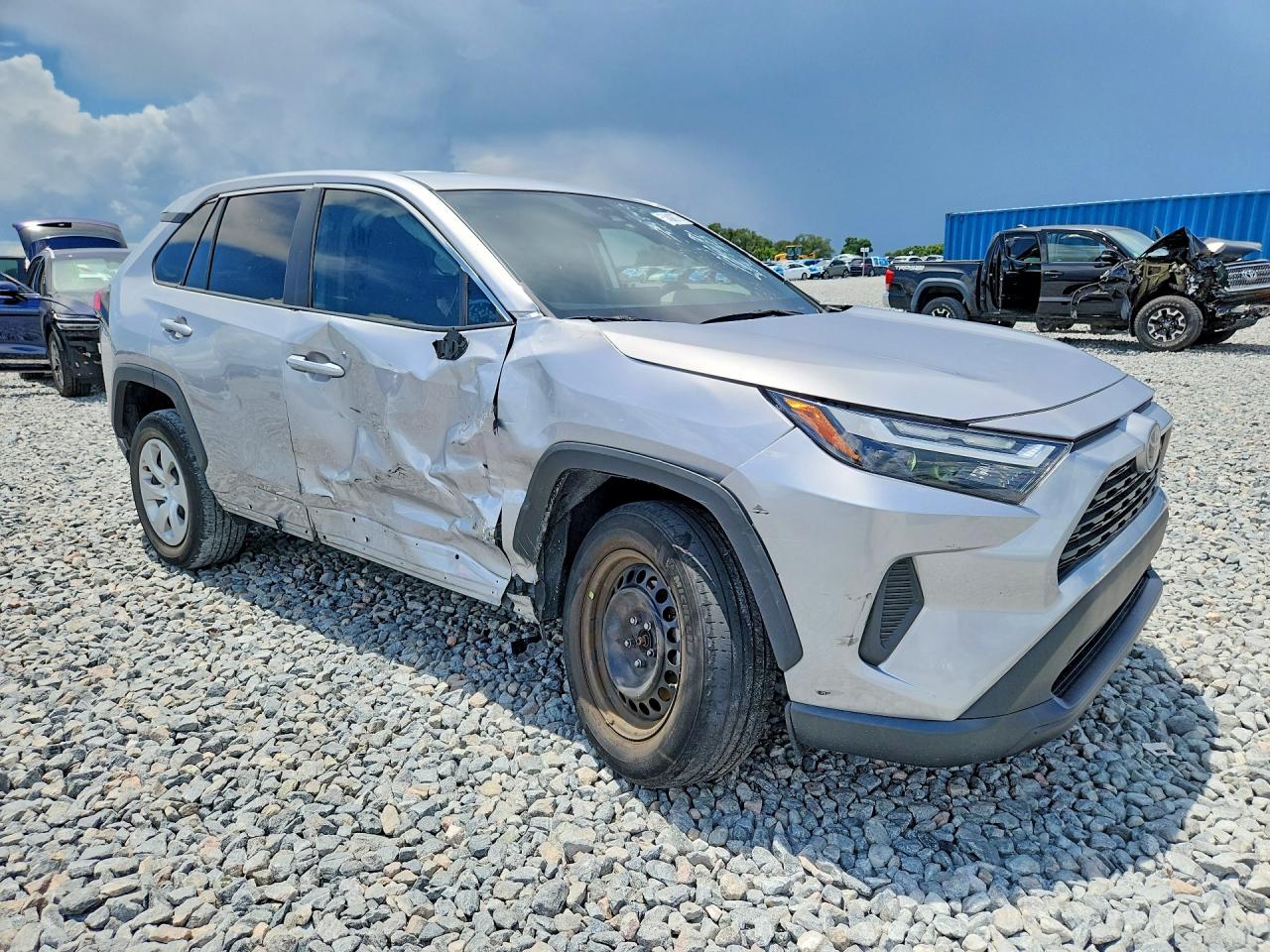 2024 TOYOTA RAV4 LE — снимка 4