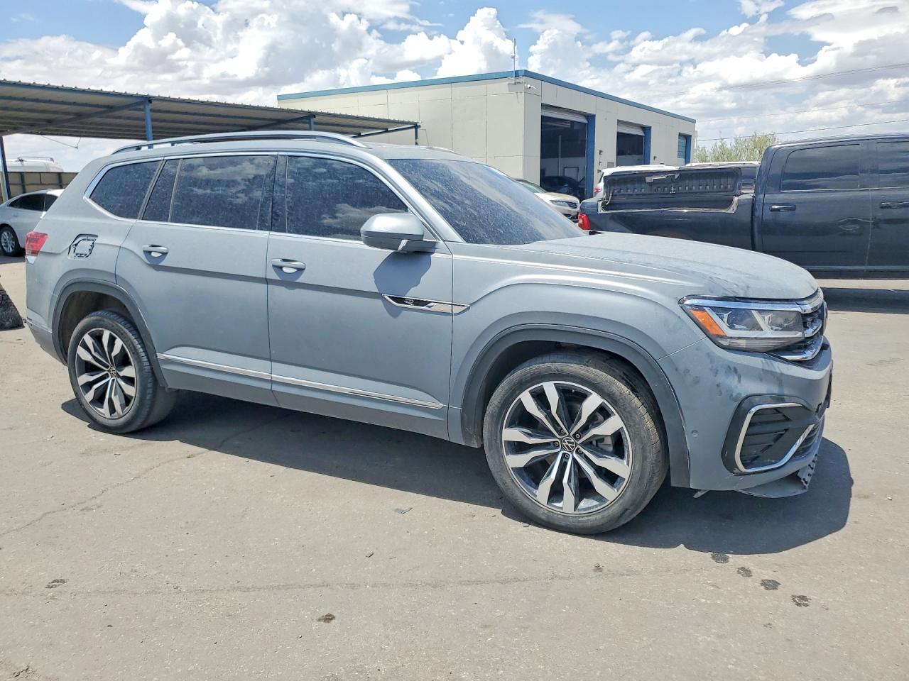 2023 VOLKSWAGEN ATLAS SEL PREMIUM R-LINE — снимка 4