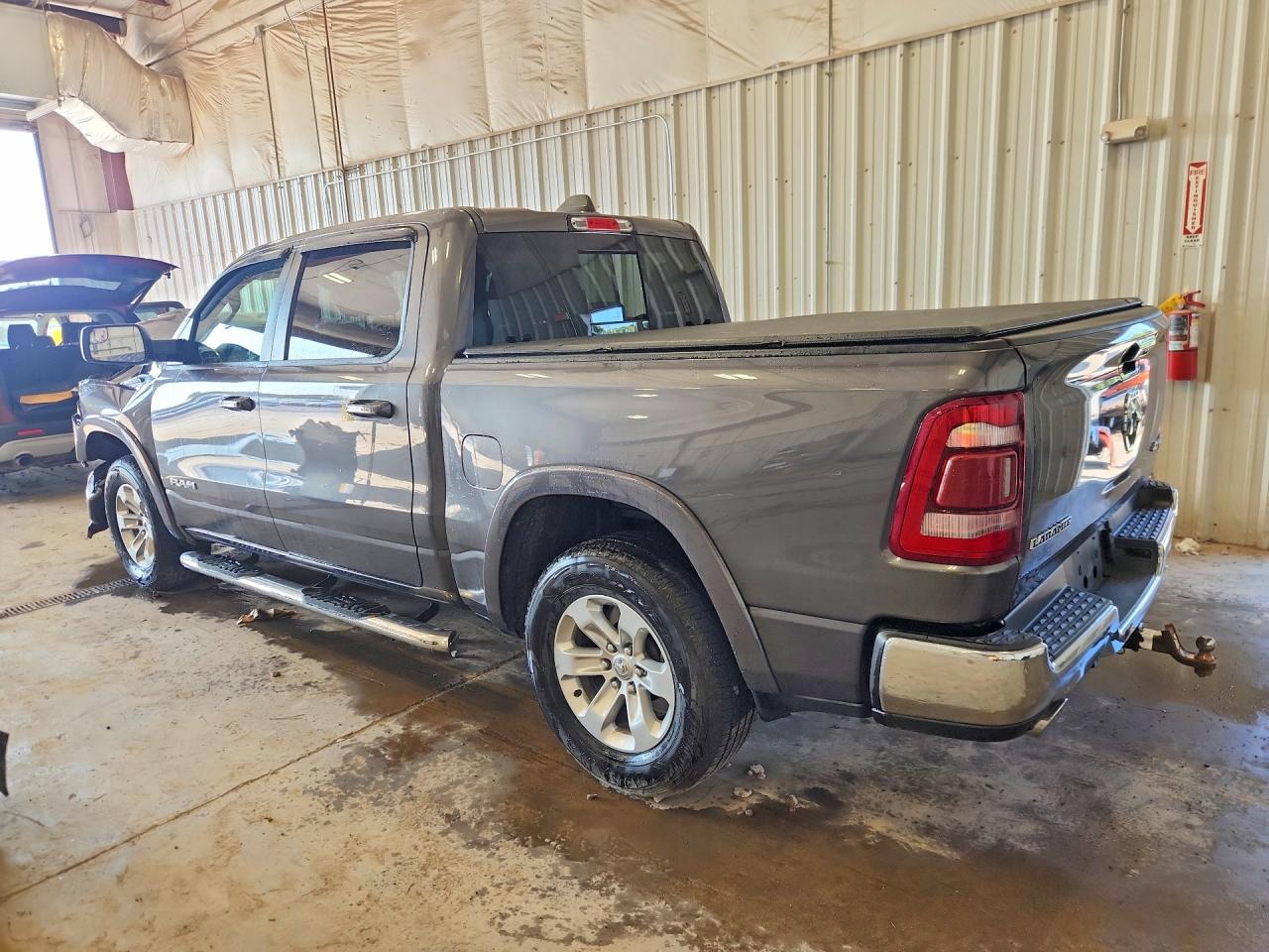 2021 RAM 1500 LARAMIE — снимка 2