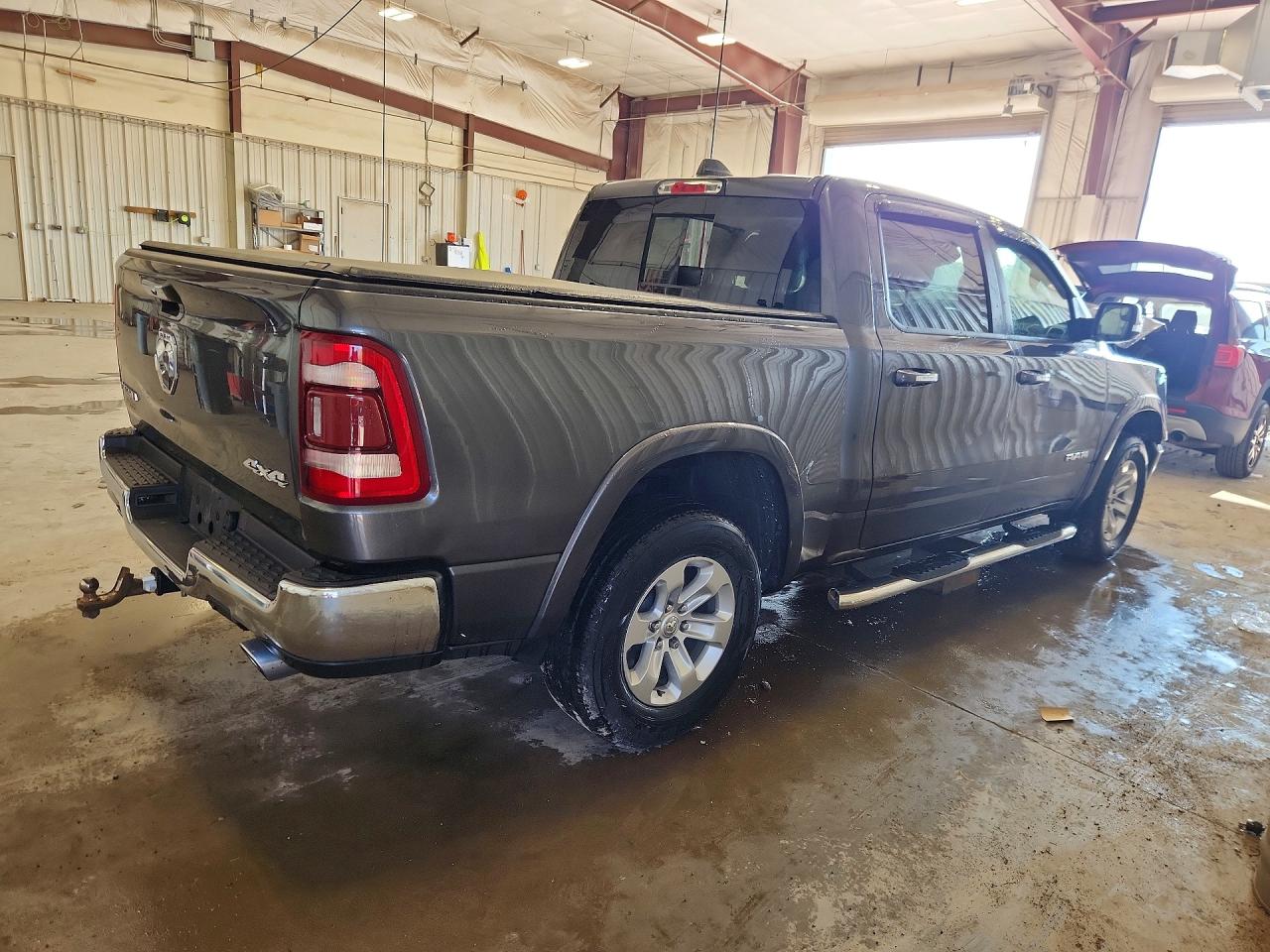 2021 RAM 1500 LARAMIE — снимка 3