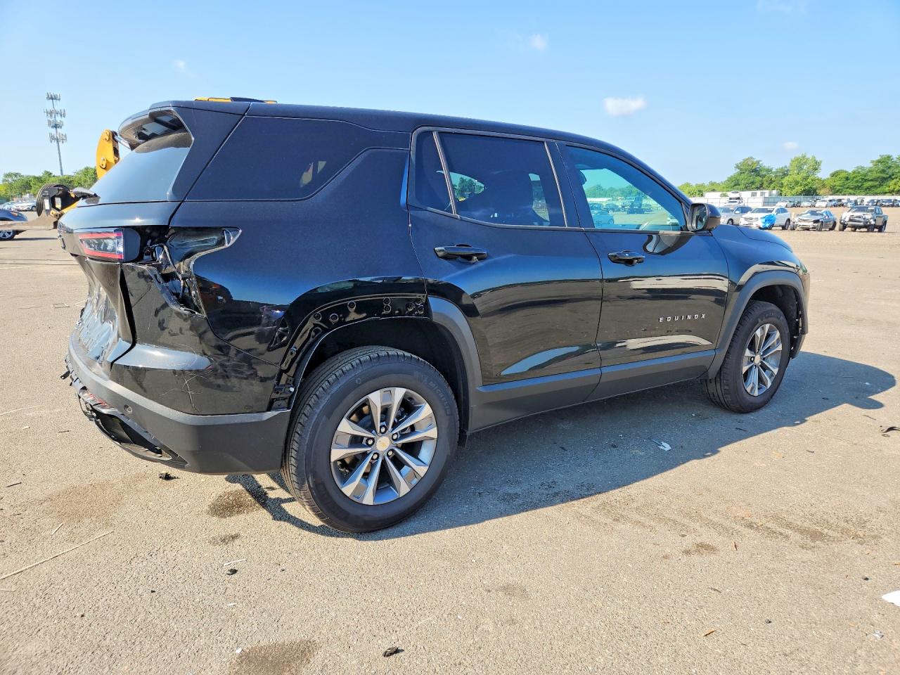 2026 CHEVROLET EQUINOX LT — снимка 3