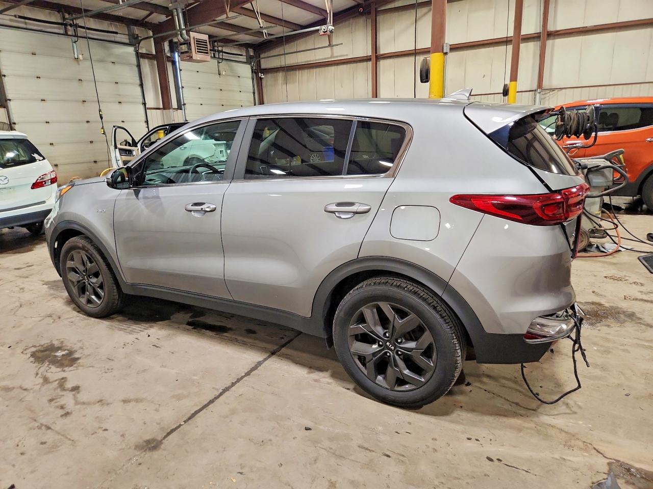 2022 KIA SPORTAGE LX — снимка 2
