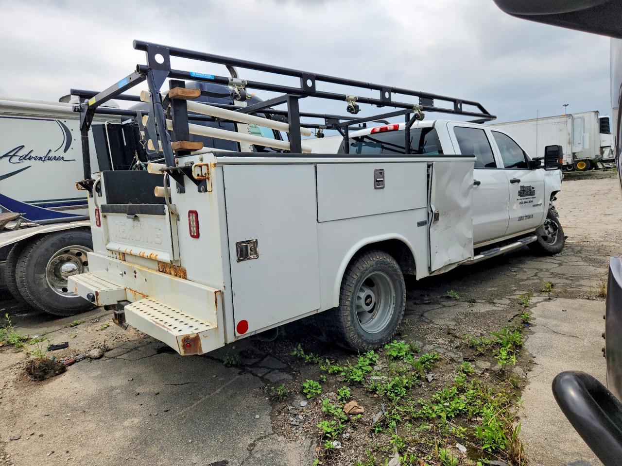 2017 CHEVROLET SILVERADO K3500 — снимка 3