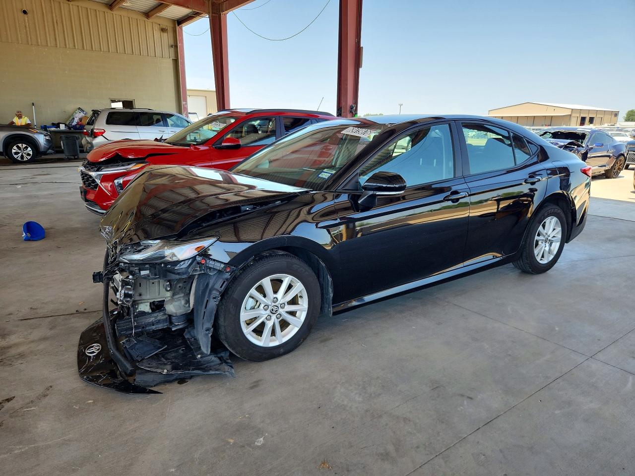 2025 TOYOTA CAMRY LE