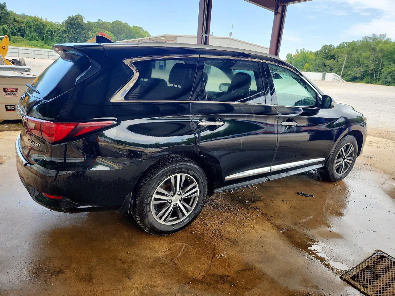 2019 INFINITI QX60 LUXE — снимка 3
