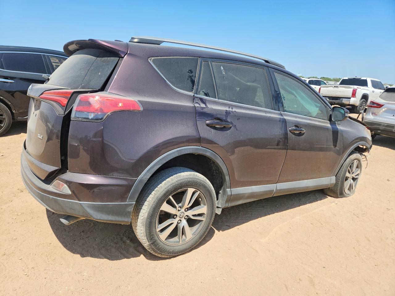 2017 TOYOTA RAV4 XLE — снимка 3