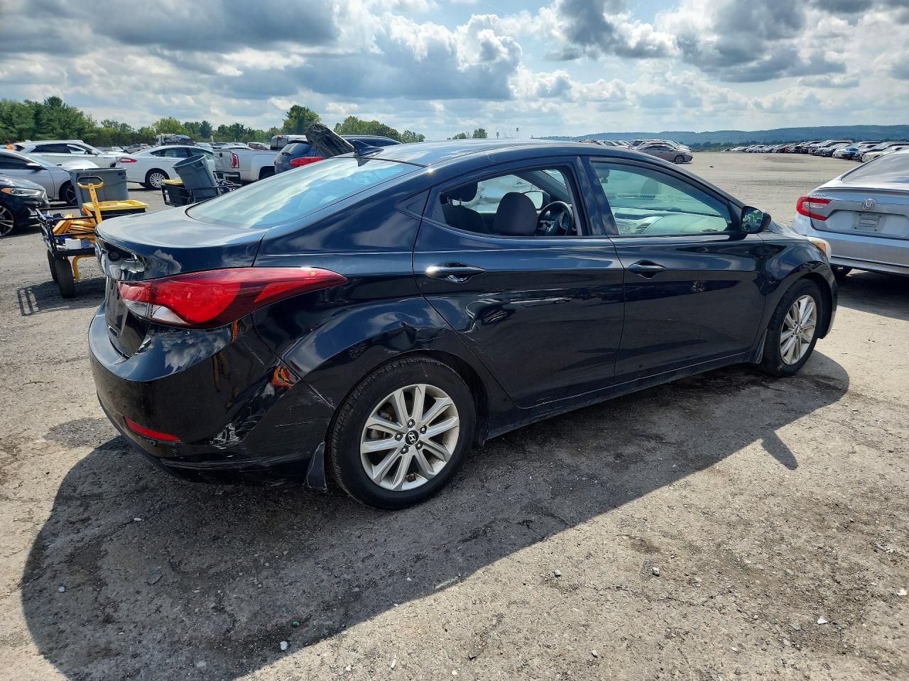 2016 HYUNDAI ELANTRA SE — снимка 3