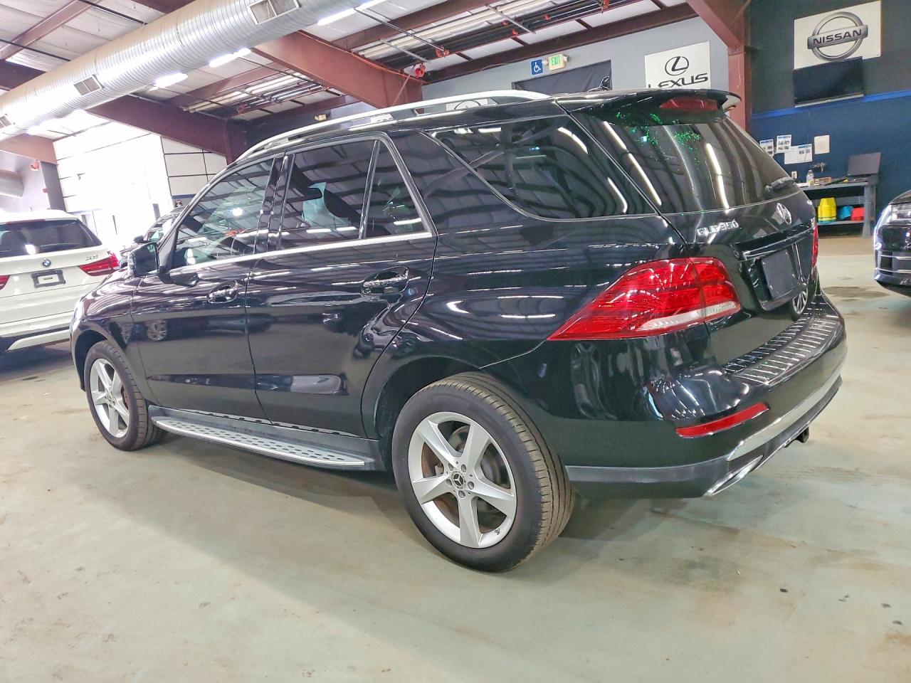 2017 MERCEDES-BENZ GLE 350 4MATIC — снимка 2