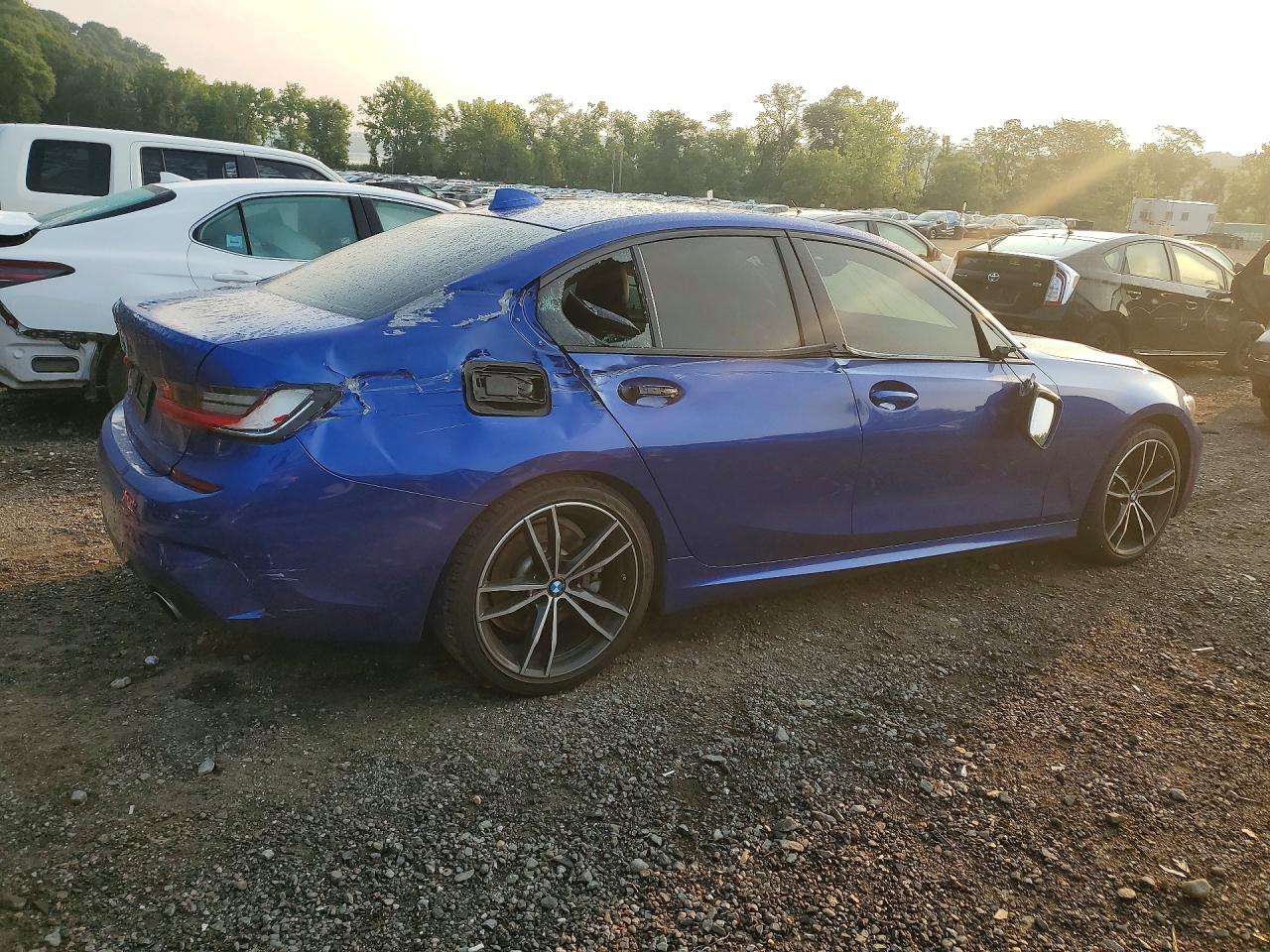 2020 BMW 330I — снимка 3