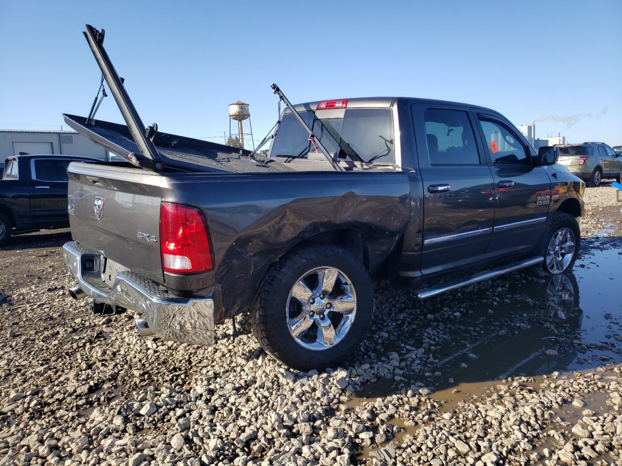 2018 RAM 1500 SLT — снимка 3