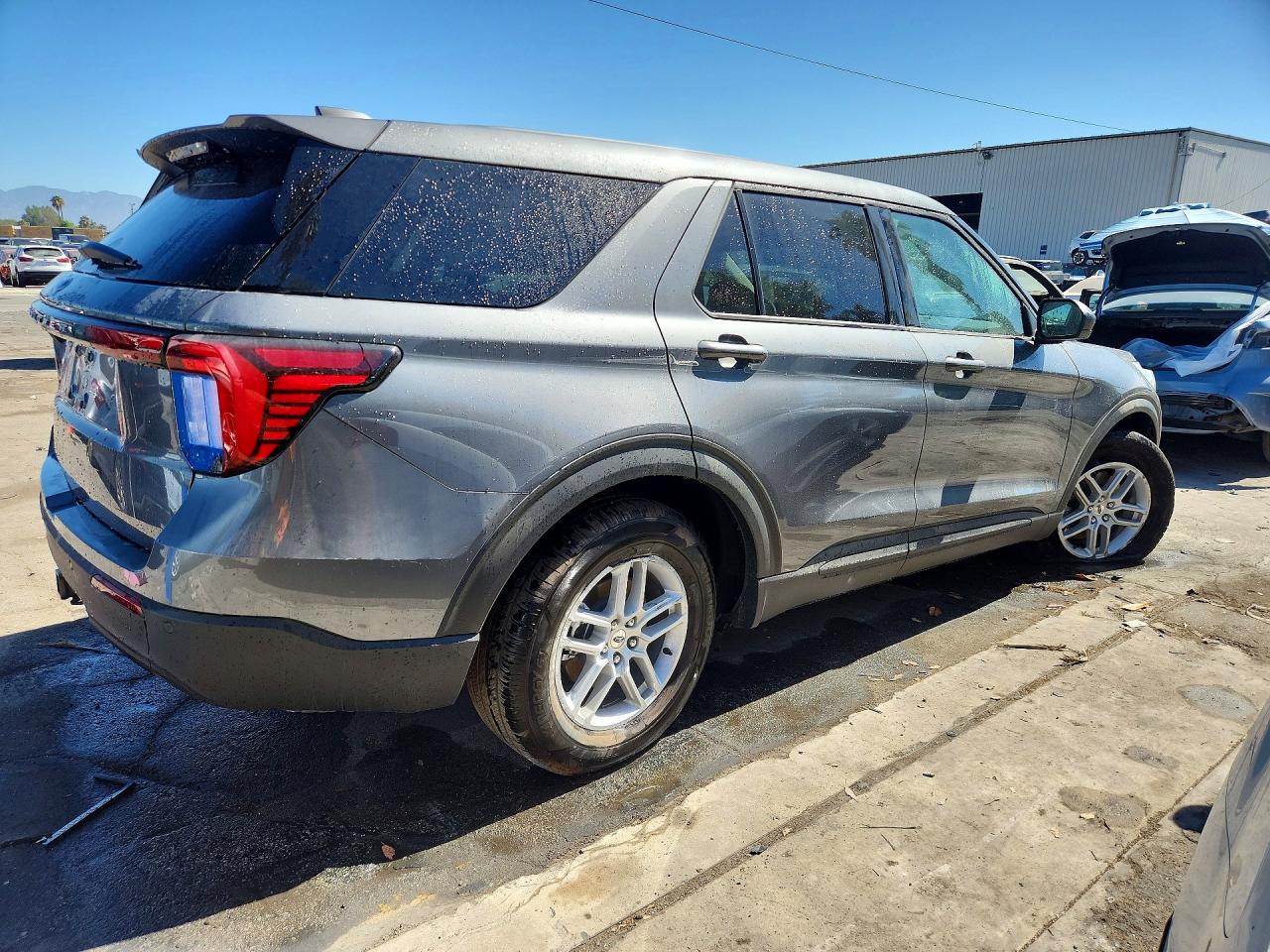 2026 FORD EXPLORER ACTIVE — снимка 3