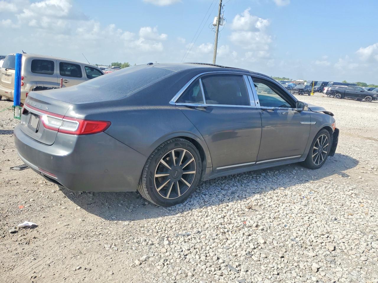 2017 LINCOLN CONTINENTAL RESERVE — снимка 3