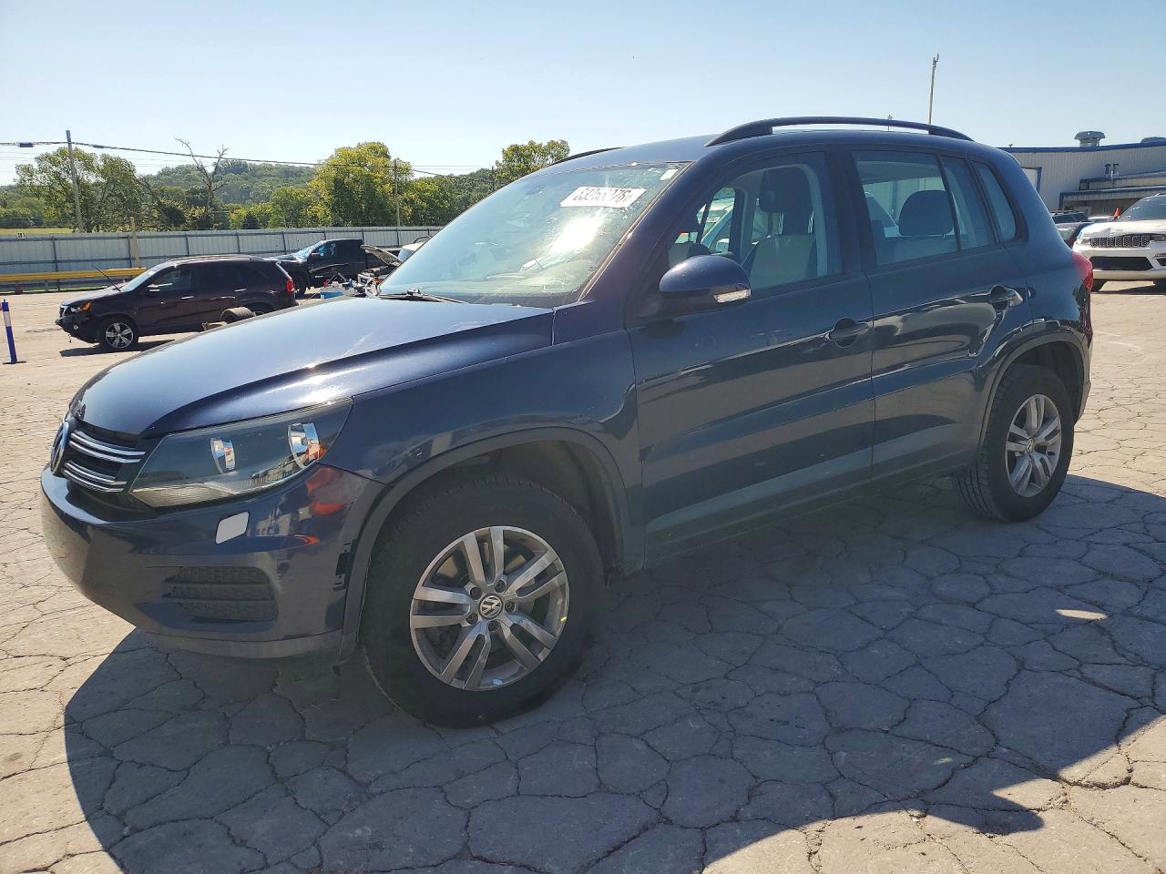 2016 VOLKSWAGEN TIGUAN S