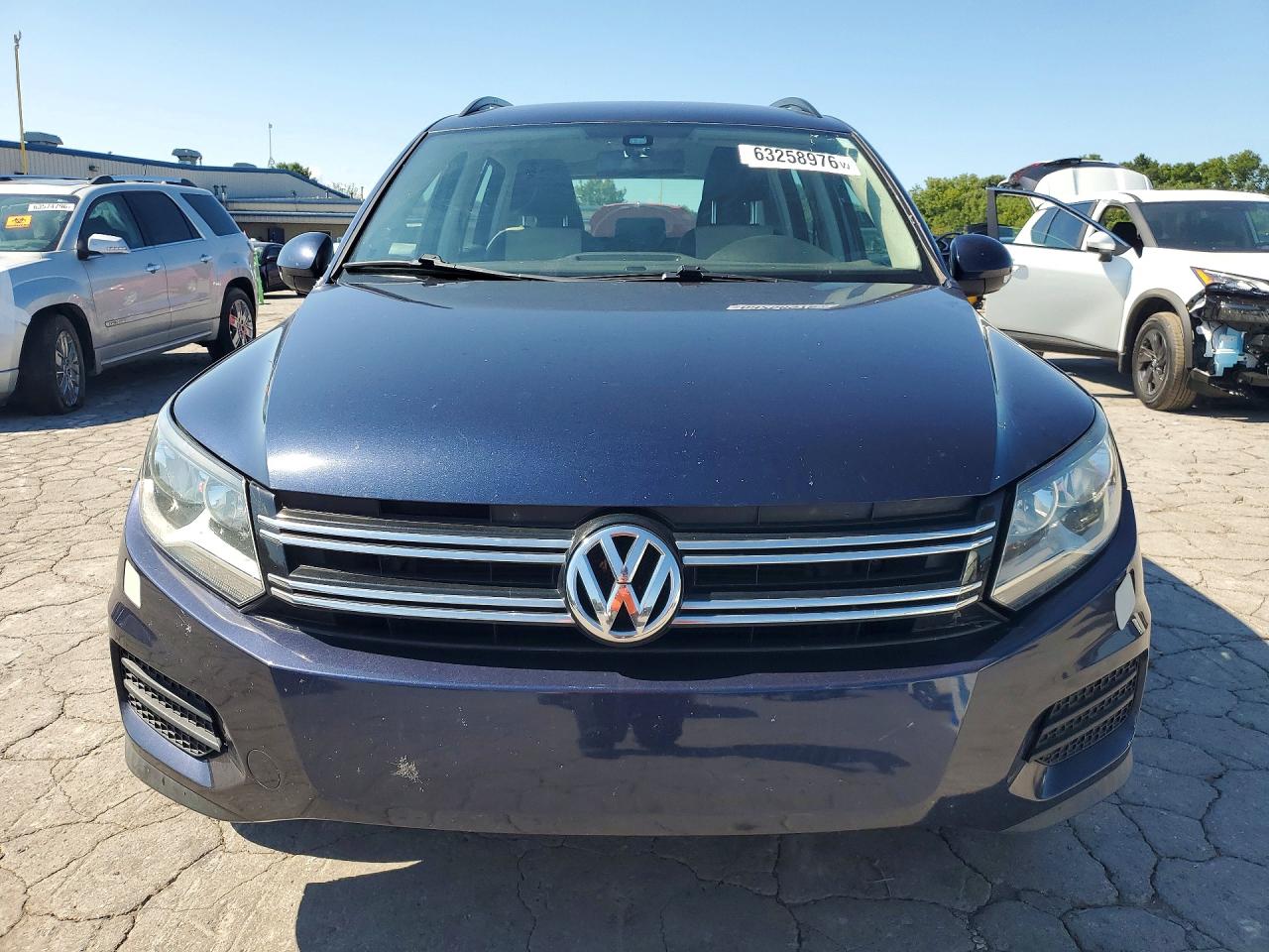 2016 VOLKSWAGEN TIGUAN S — снимка 5